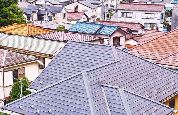 丁寧な塗装で屋根を蘇らせます | 板橋区で外壁塗装をお考えならケイ・ワイ・エム建装